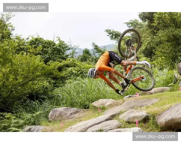 自行车赛事快讯：风与速度的极限对决